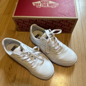 White Vans Sneakers ~ womens 8.5
